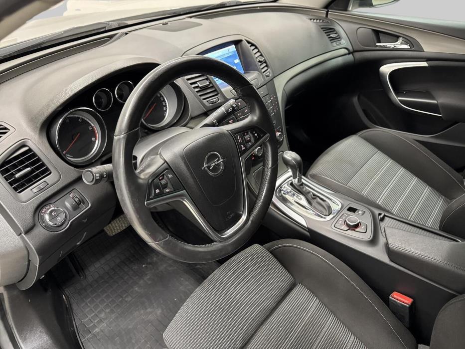 OPEL INSIGNIA 2013