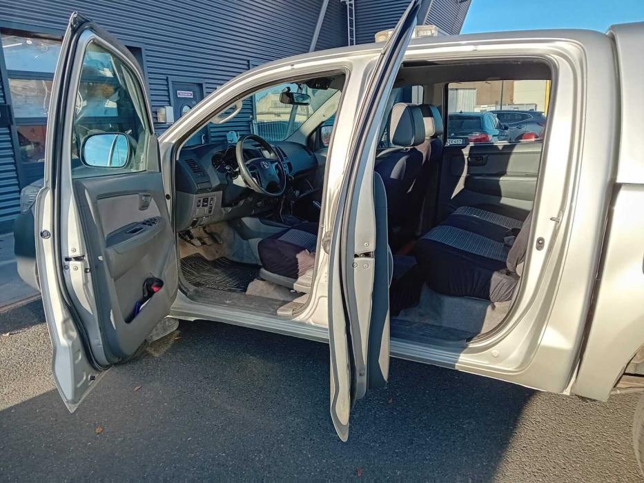 TOYOTA Hilux 2013