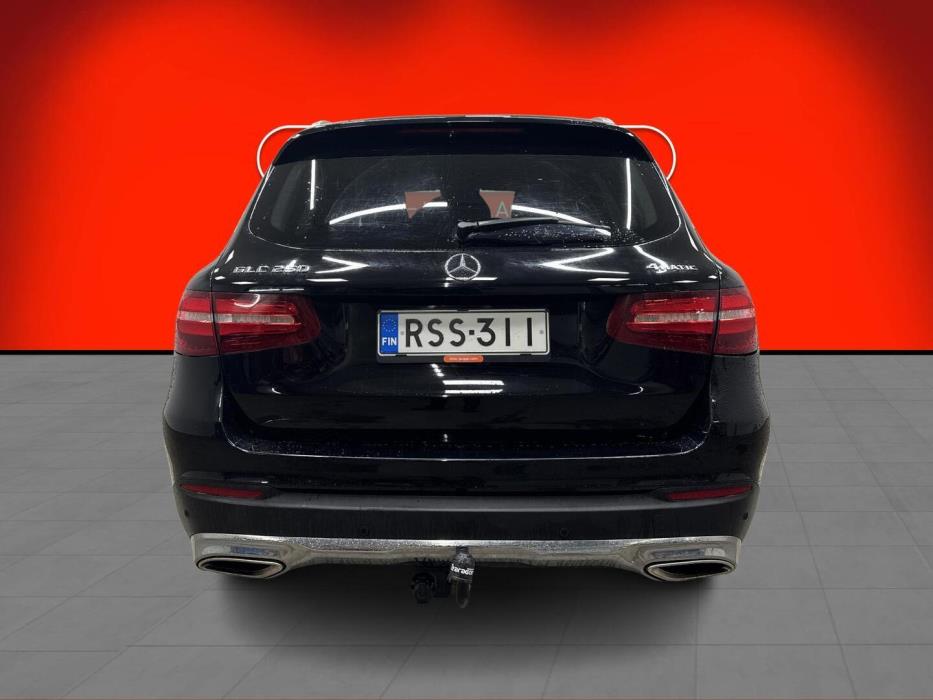 MERCEDES-BENZ GLC 2017