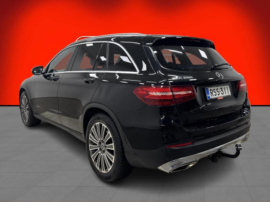 MERCEDES-BENZ GLC 2017