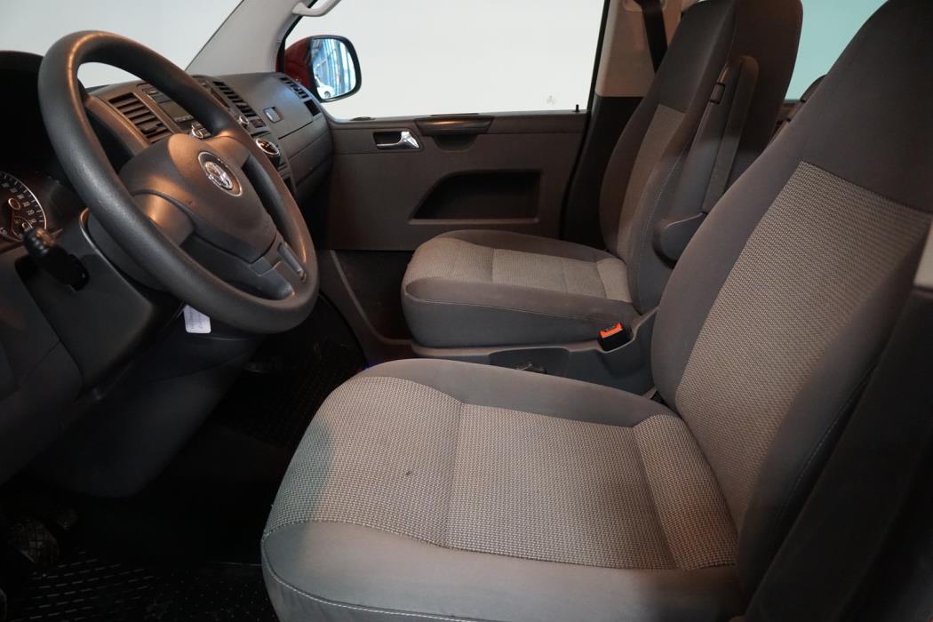 VOLKSWAGEN Caravelle 2010