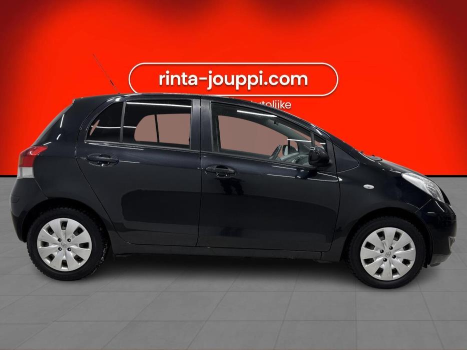 TOYOTA Yaris 2009