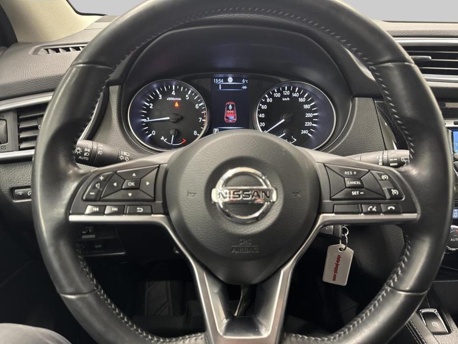 NISSAN Qashqai 2018