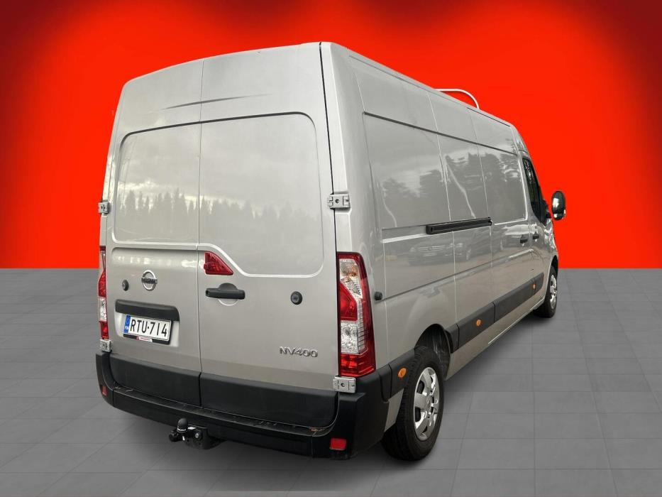 NISSAN NV400 2019