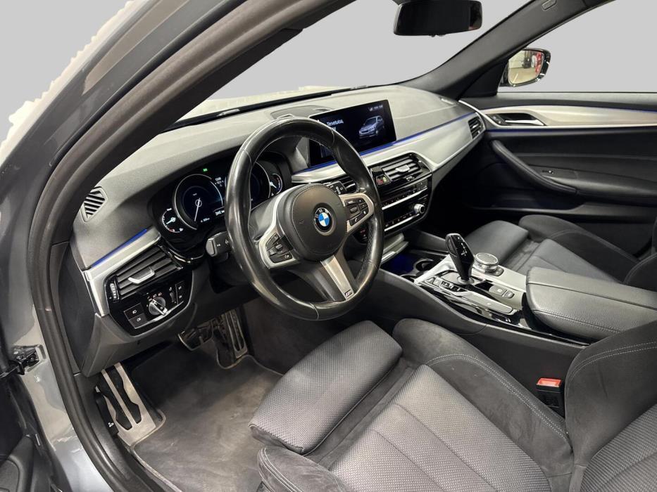 BMW 530 2019