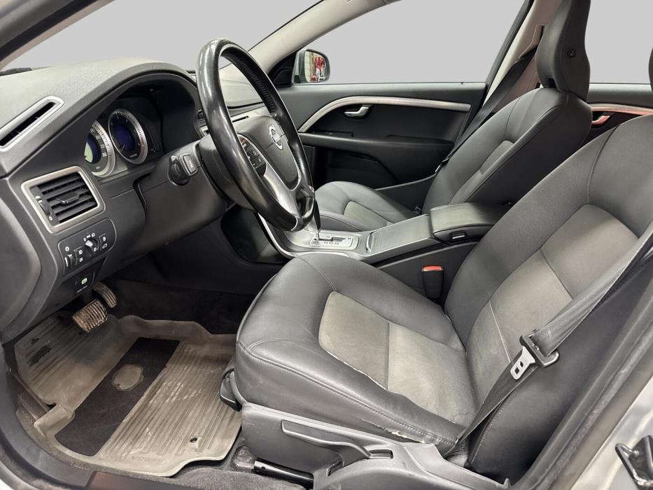 VOLVO S80 2011