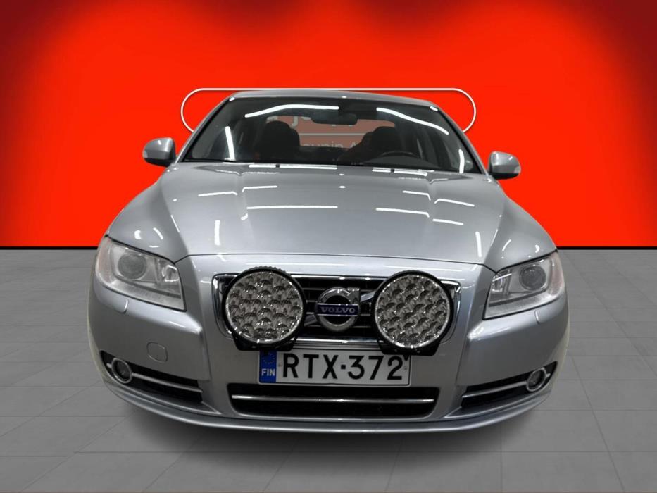 VOLVO S80 2011