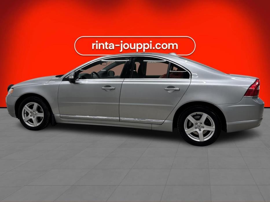 VOLVO S80 2011