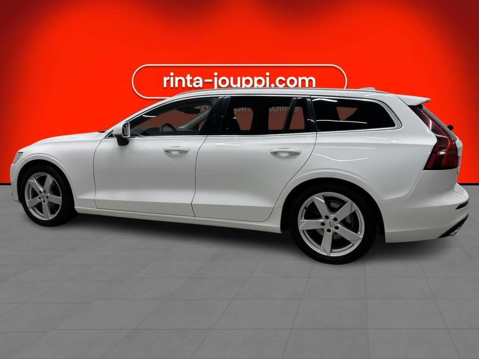 VOLVO V60 2020