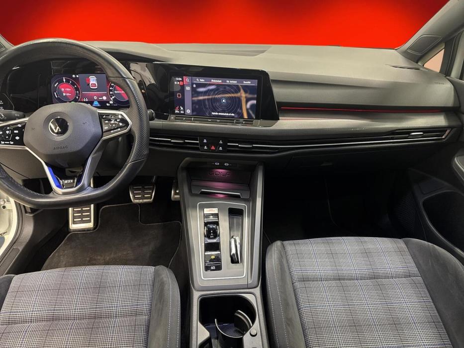 VOLKSWAGEN Golf 2020