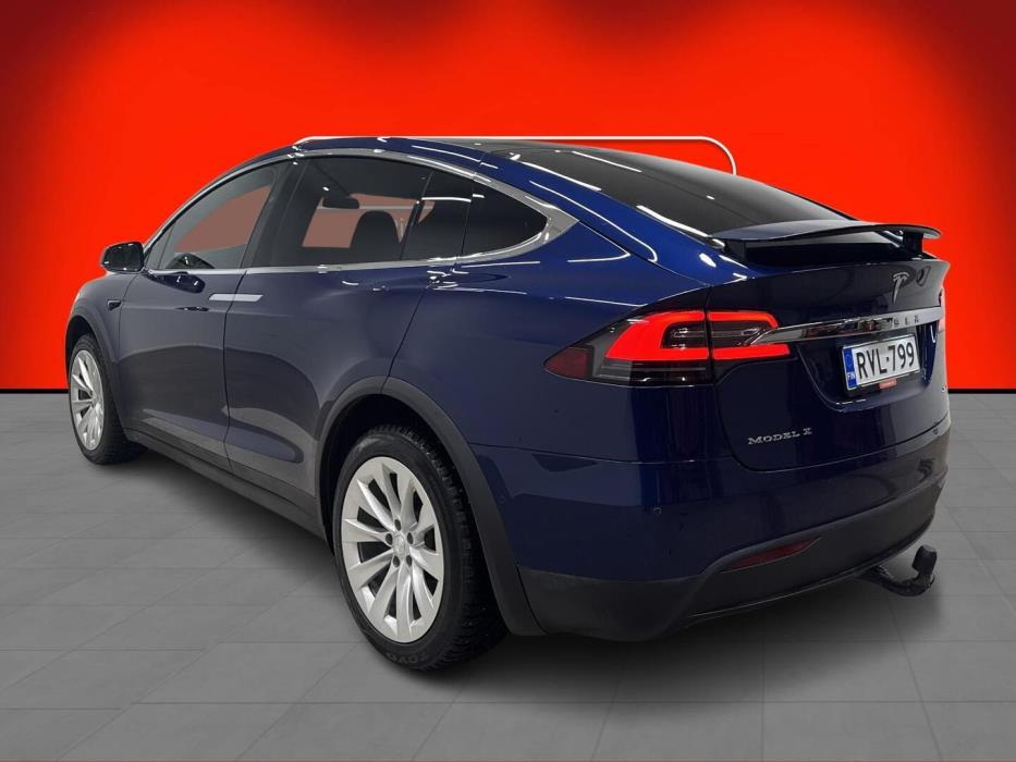 TESLA Model X 2017