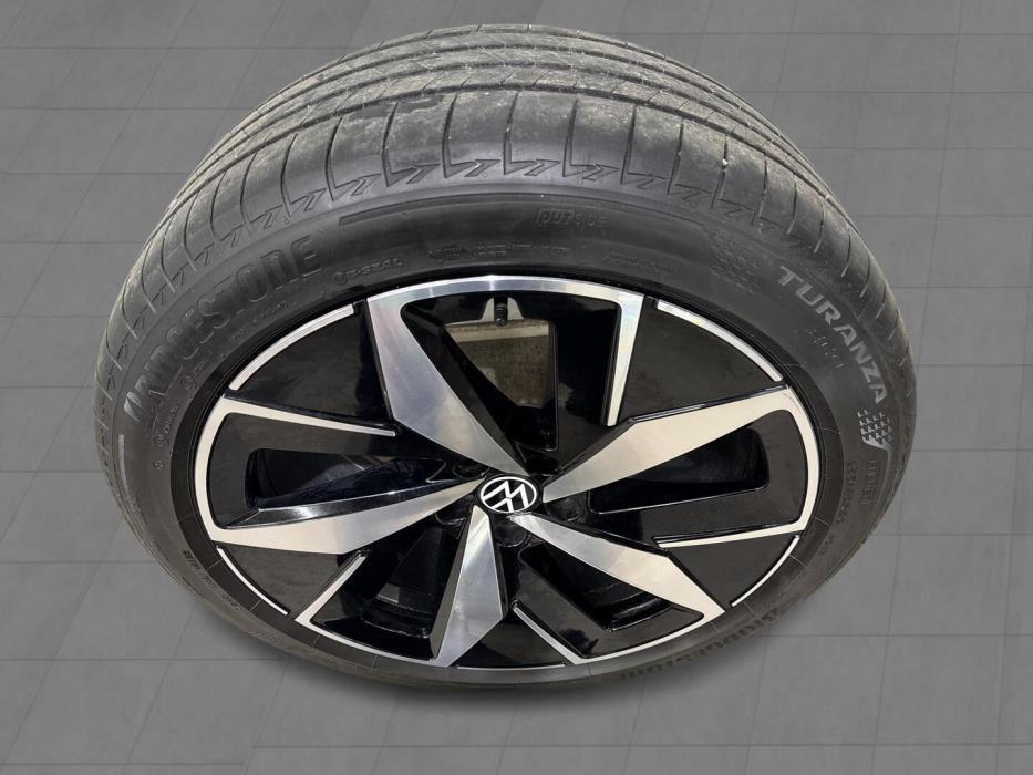 VOLKSWAGEN ID.4 2023