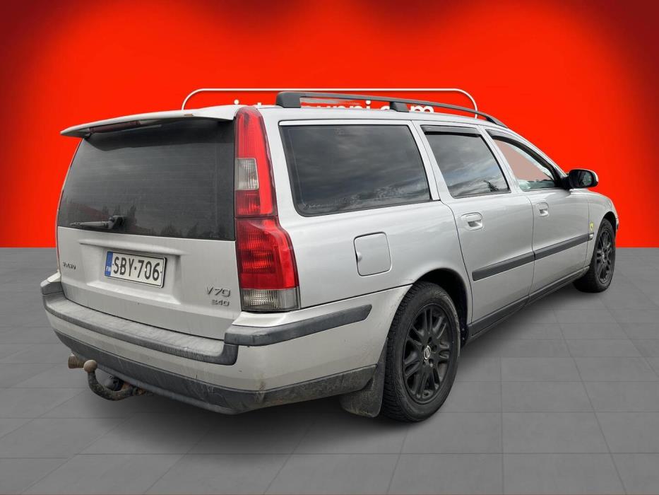 VOLVO V70 2002