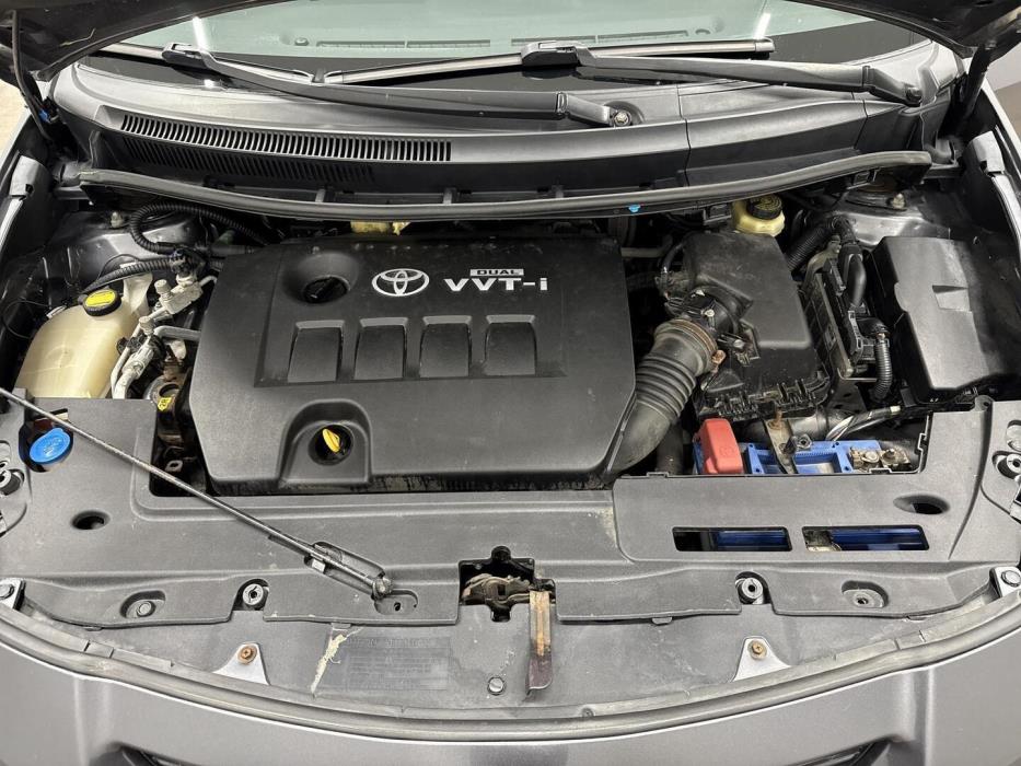 TOYOTA Auris 2009
