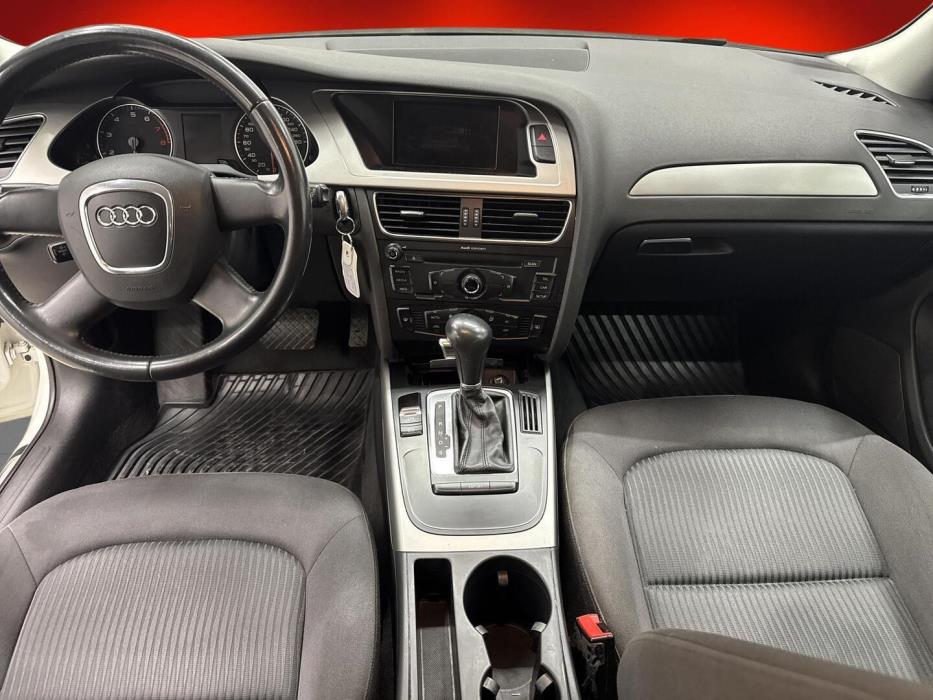 AUDI A4 2010