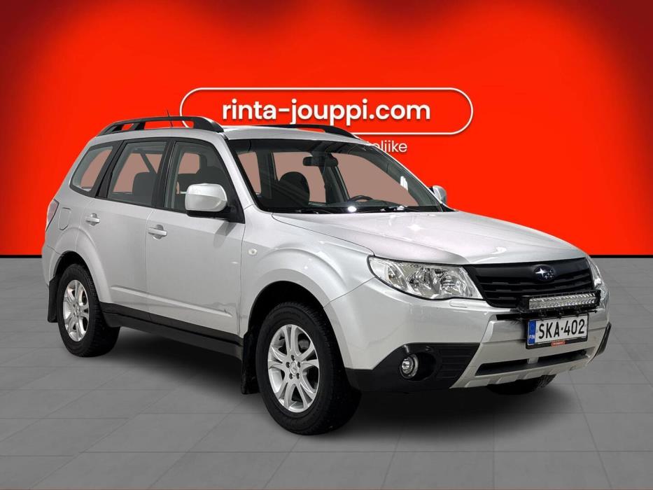 SUBARU Forester 2010