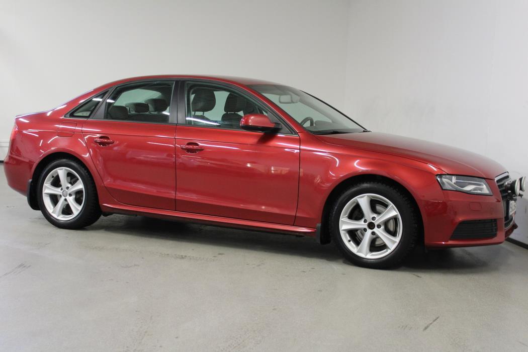 AUDI A4 2010
