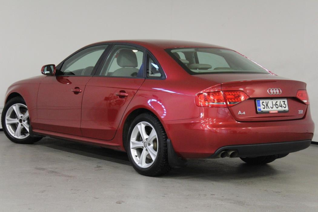 AUDI A4 2010