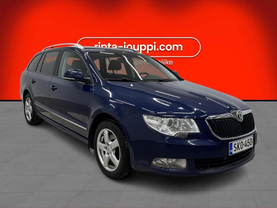 SKODA Superb 2012