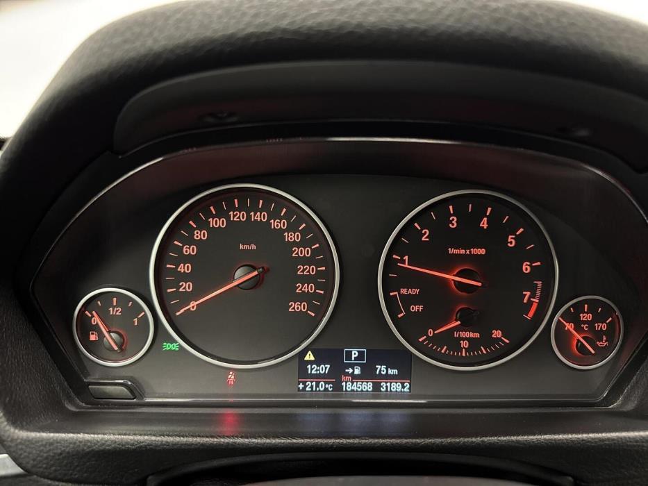 BMW 328 2013
