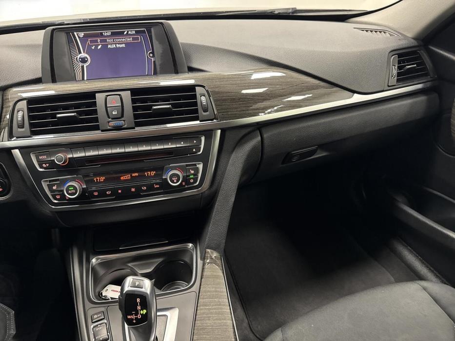 BMW 328 2013