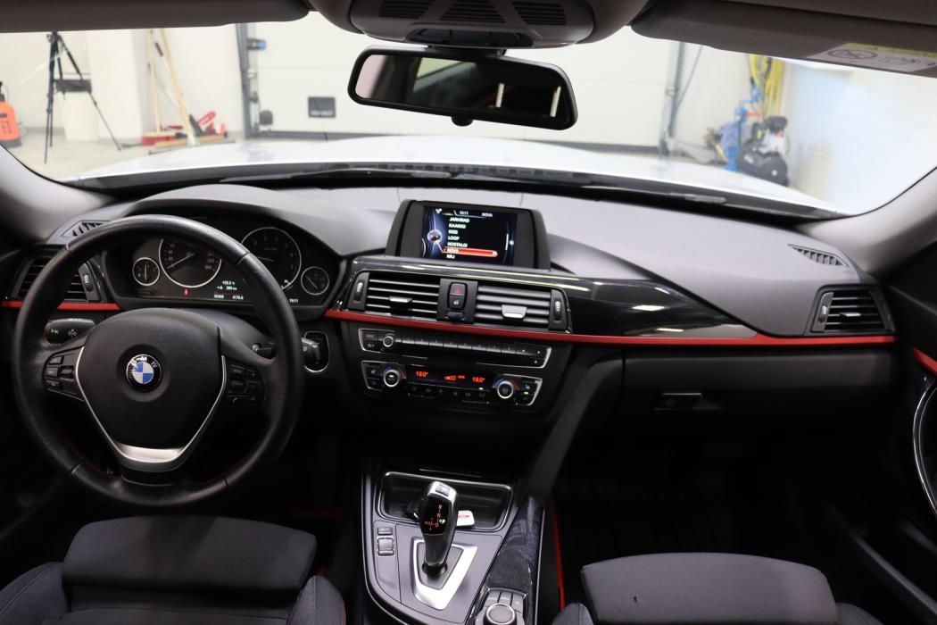 BMW 320 Gran Turismo 2015