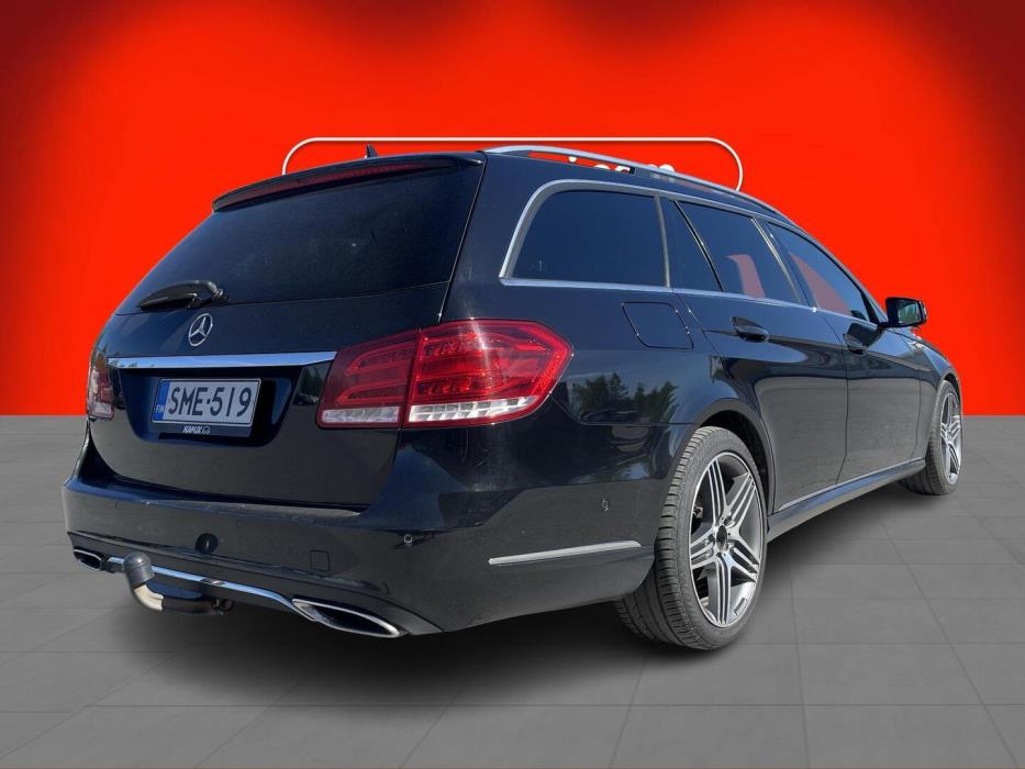 MERCEDES-BENZ E 2013