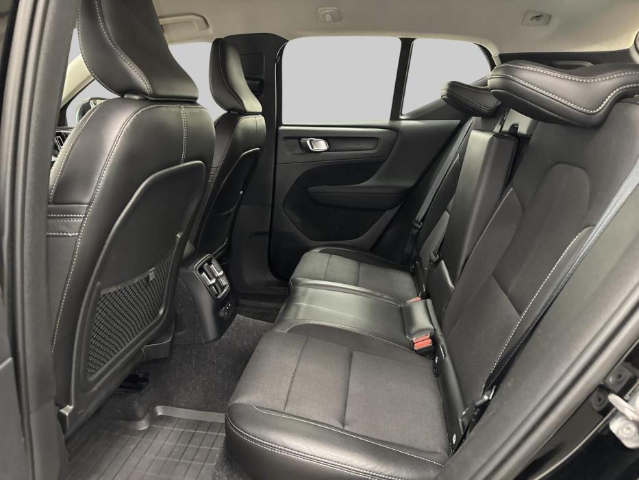 VOLVO XC40 2020
