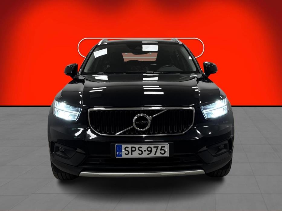 VOLVO XC40 2020