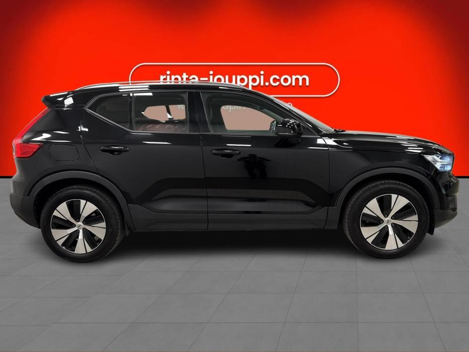 VOLVO XC40 2020