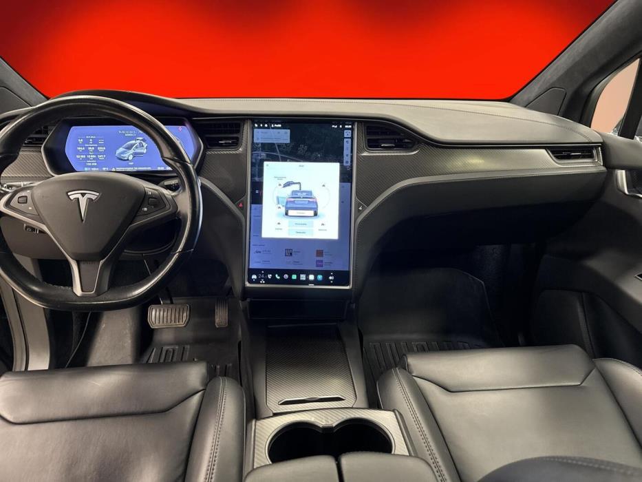 TESLA Model X 2018