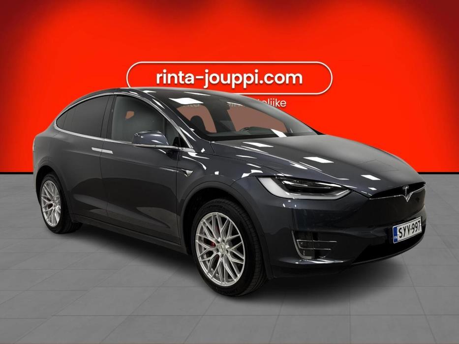 TESLA Model X 2018