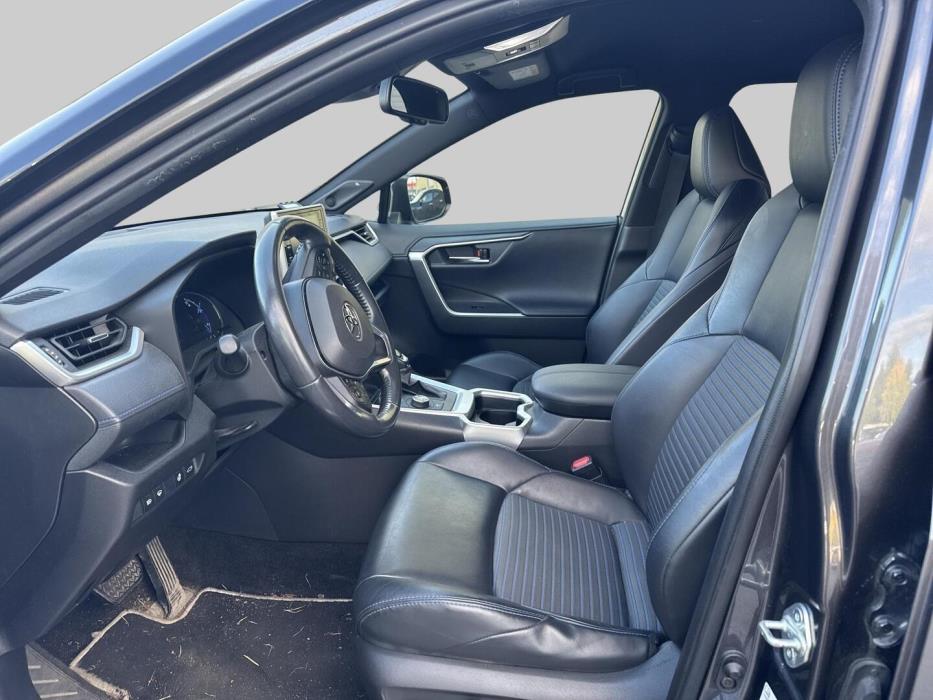 TOYOTA RAV4 2020