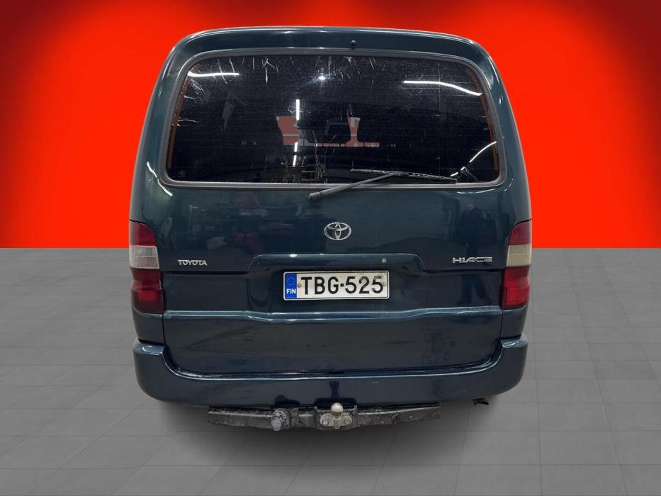 TOYOTA HIACE 2003