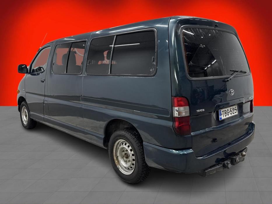 TOYOTA HIACE 2003