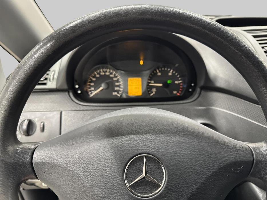 MERCEDES-BENZ Vito 2013