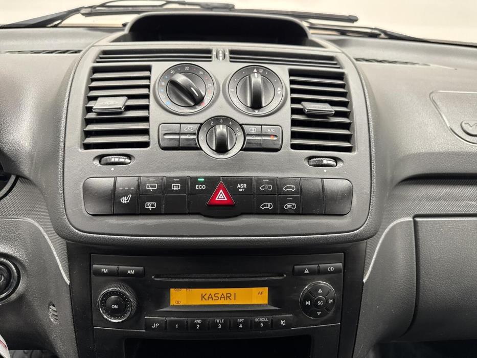 MERCEDES-BENZ Vito 2013