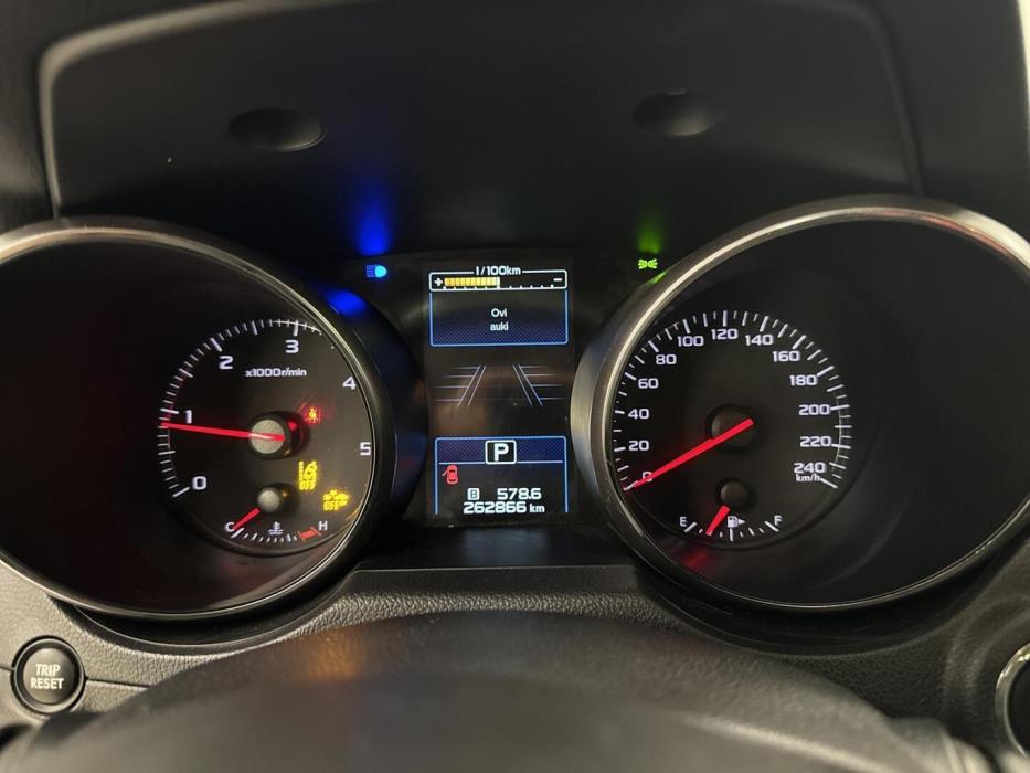 SUBARU Outback 2016