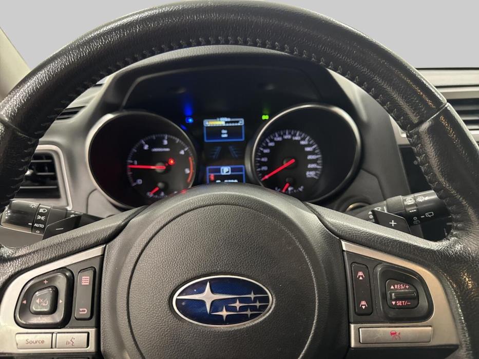 SUBARU Outback 2016