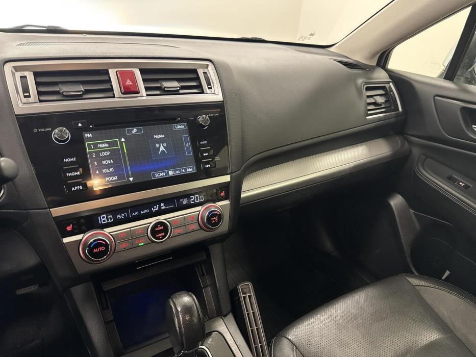 SUBARU Outback 2016