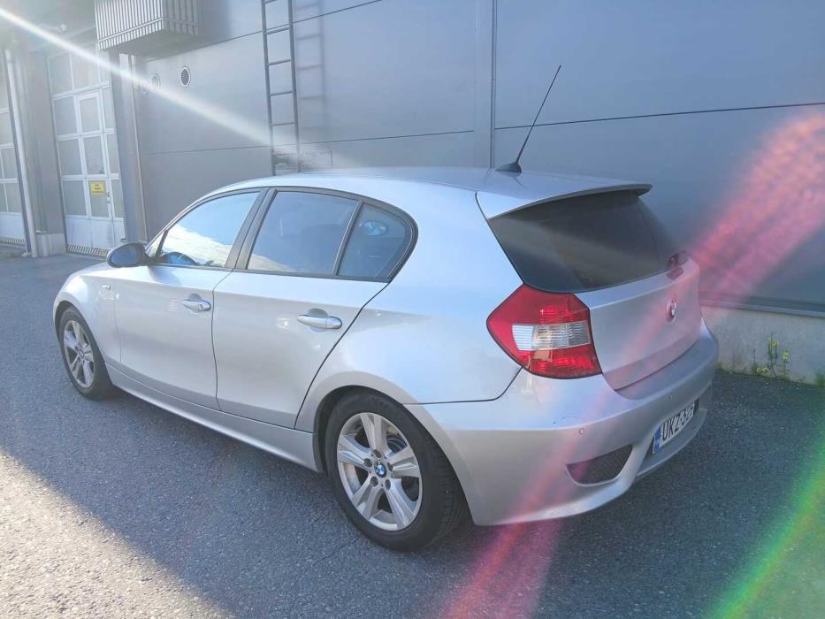 BMW 120 2005