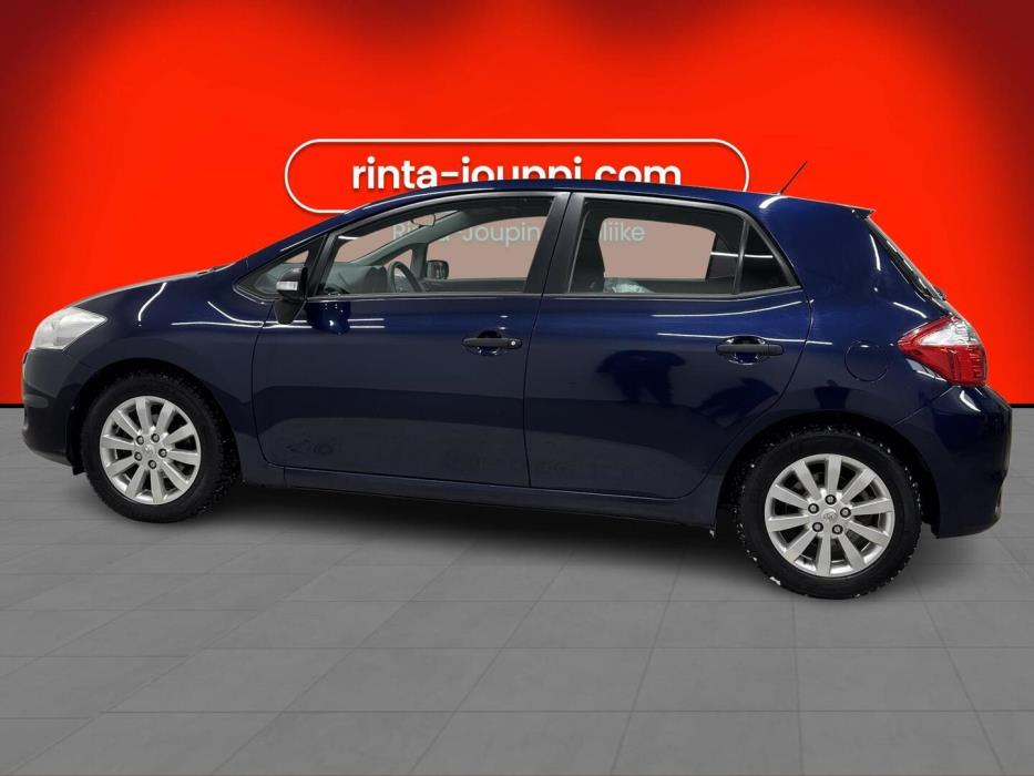 TOYOTA Auris 2010