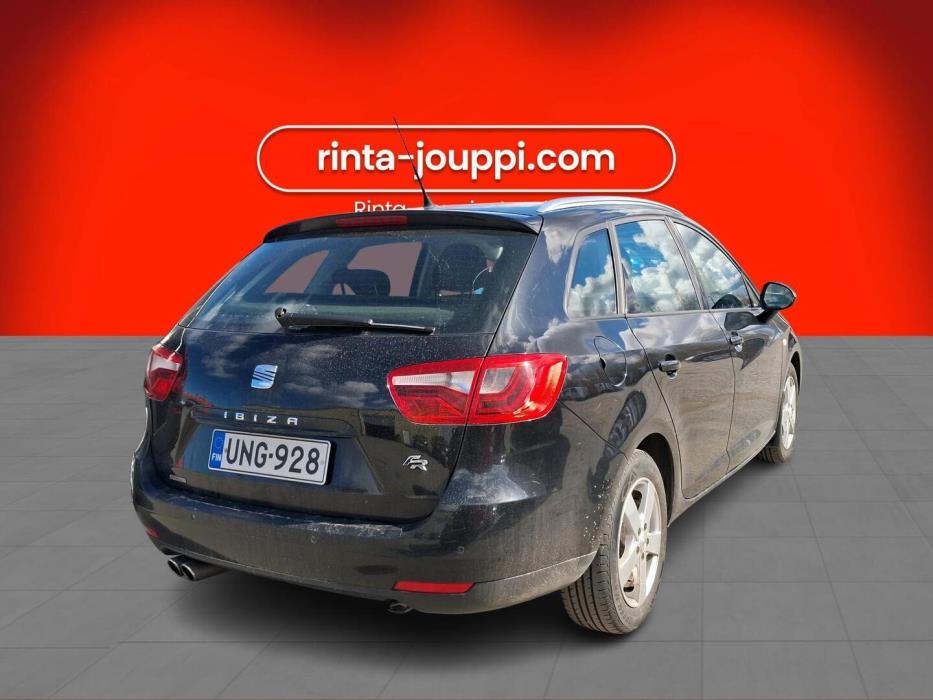 SEAT Ibiza ST 2012