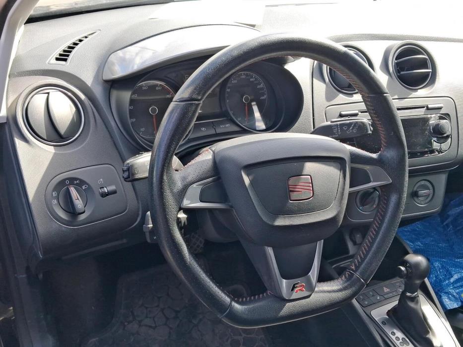SEAT Ibiza ST 2012