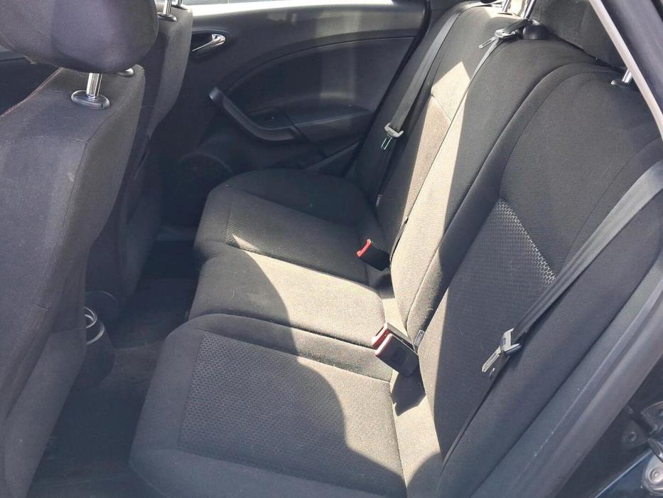 SEAT Ibiza ST 2012