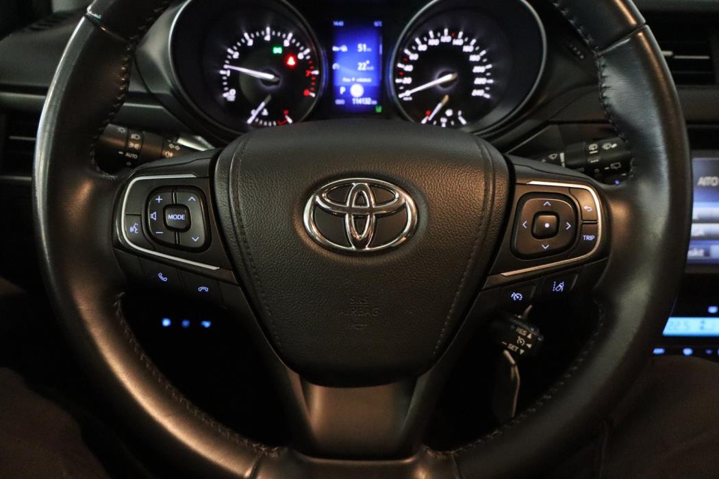 TOYOTA Avensis 2016