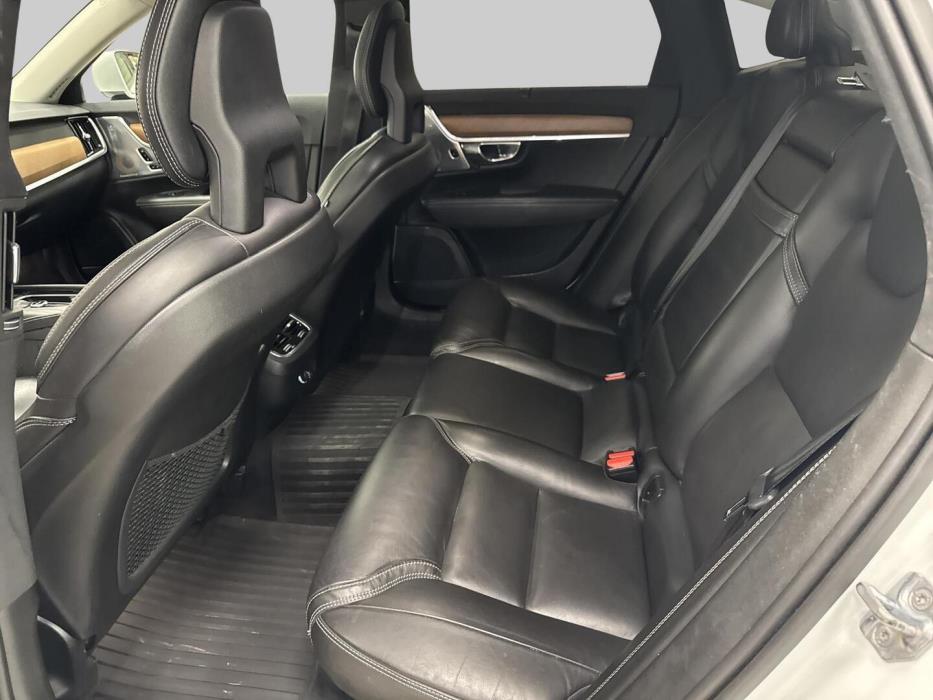 VOLVO S90 2016