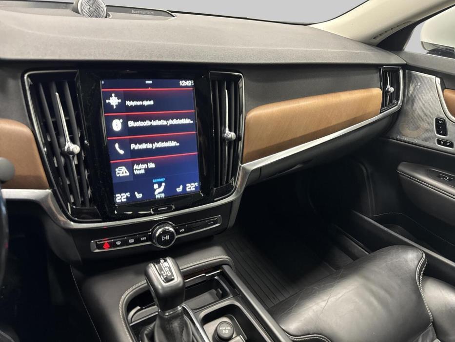 VOLVO S90 2016