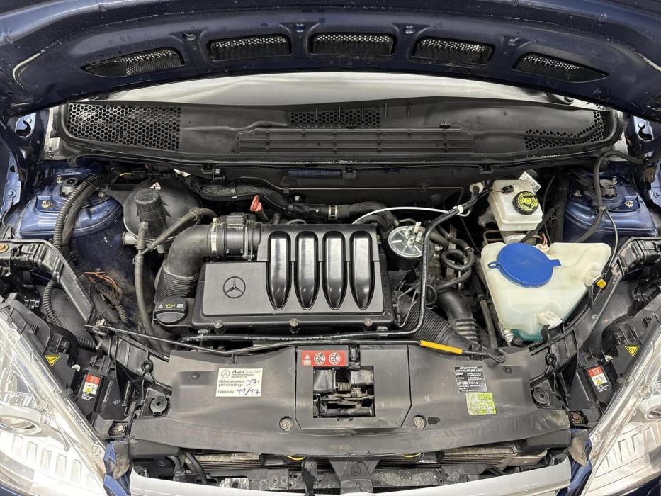 MERCEDES-BENZ A 2009