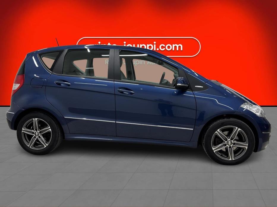 MERCEDES-BENZ A 2009